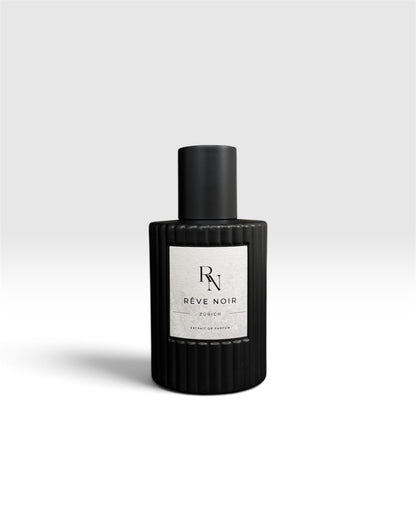 ZÜRICH - TOLKNING AV PARFUMS DE MARLY LAYTON